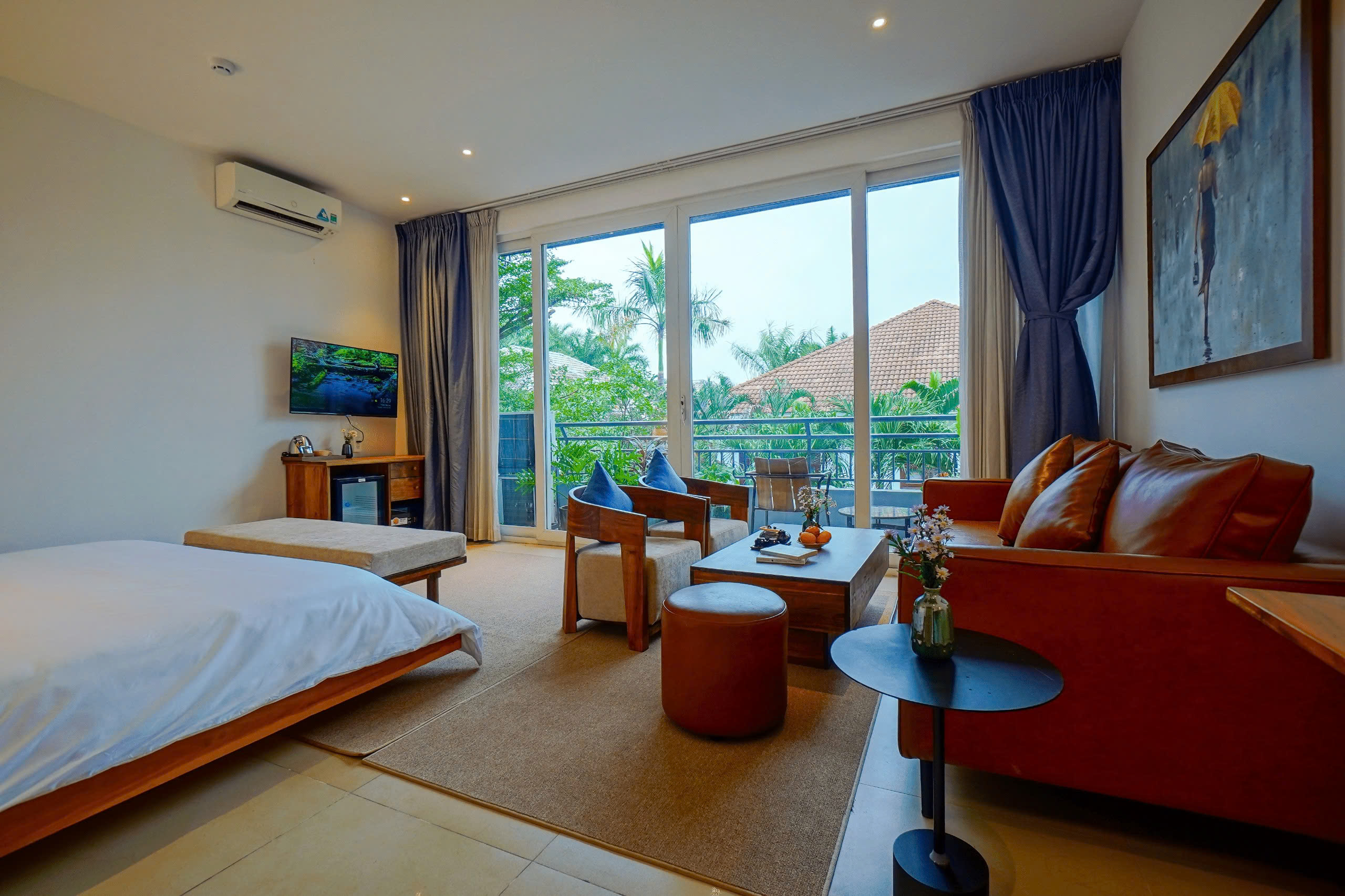 Deluxe Double With Balcony And Bathtub