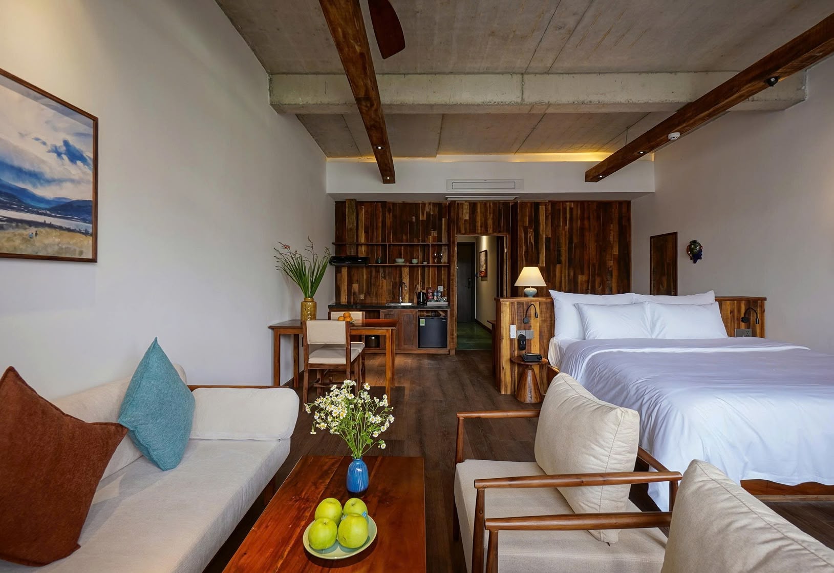 Nexus House Retreat Xuân Thuỷ