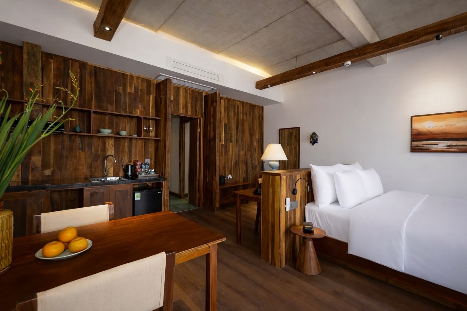 The Skyline Executive Loft