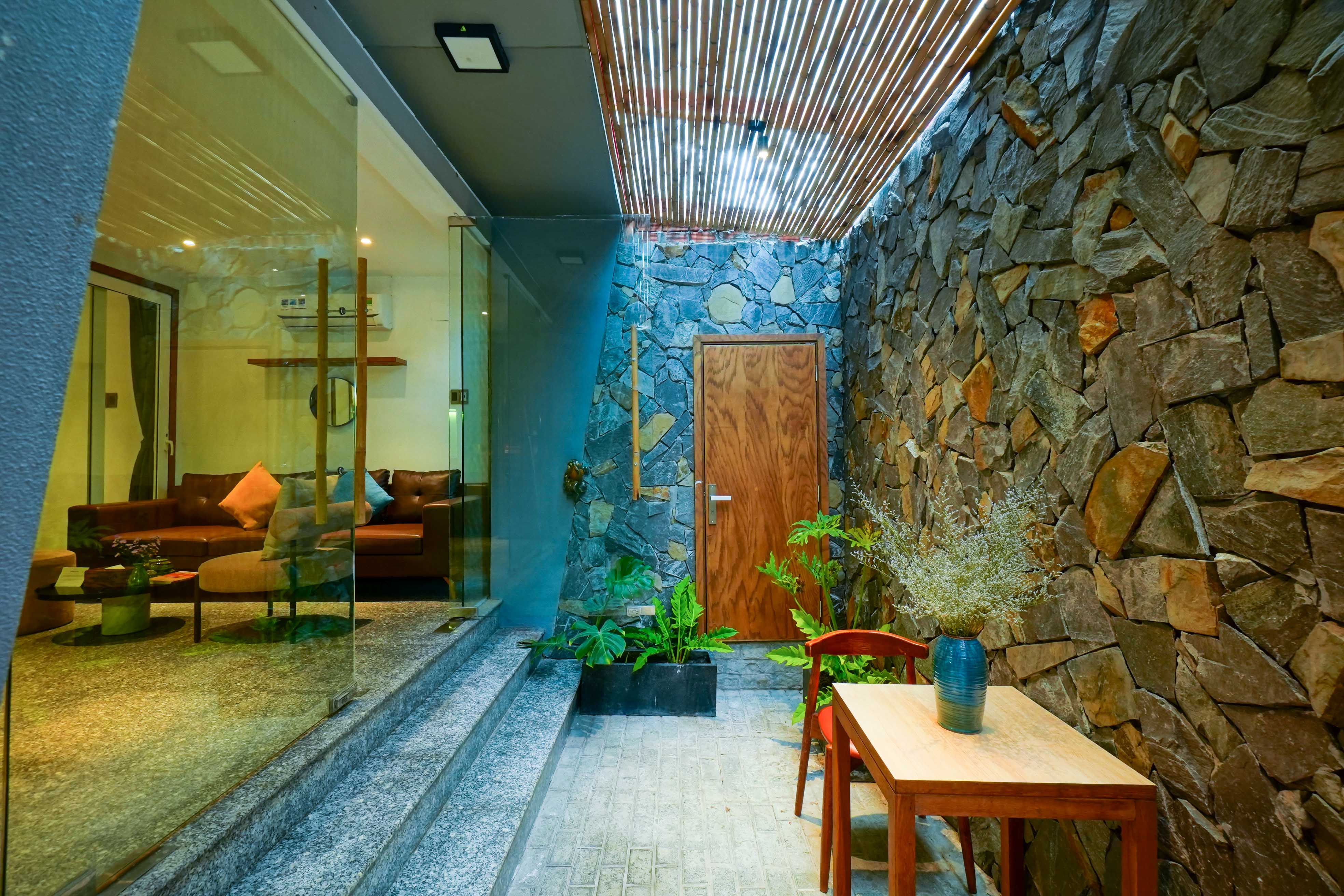 Retreat Garden