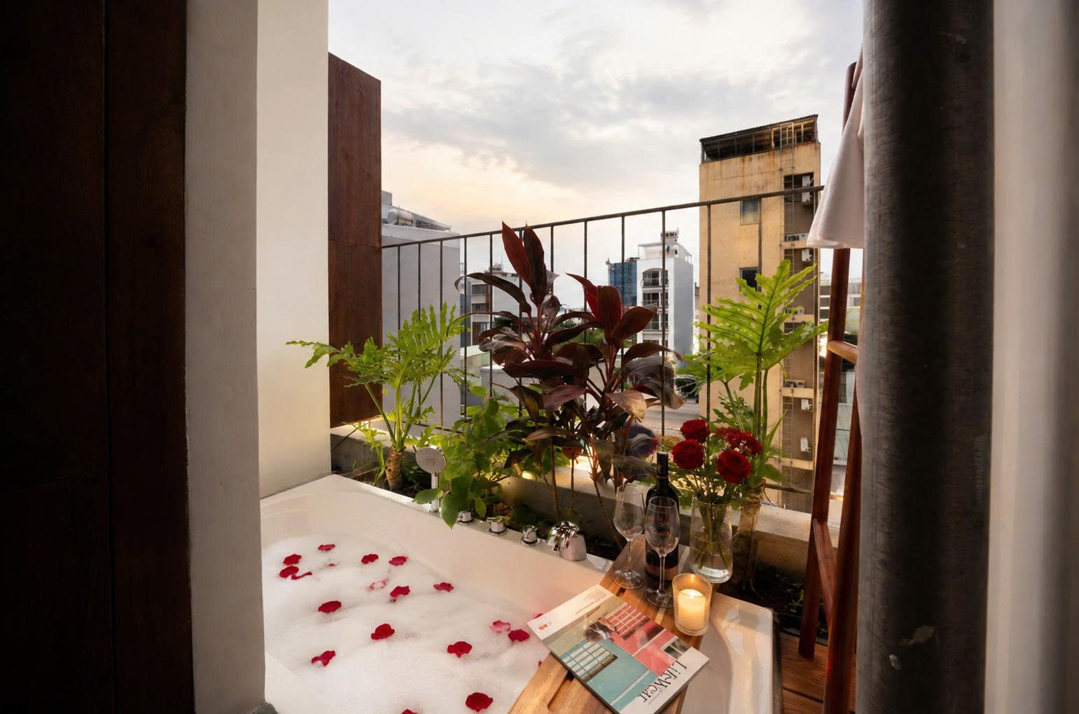 Deluxe City View with Balcony